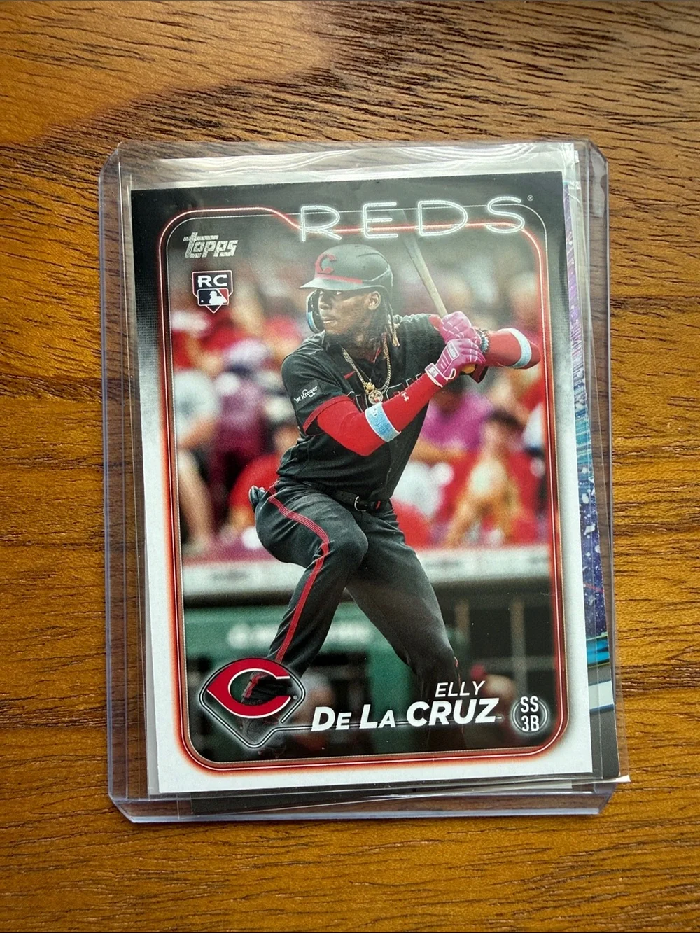 Topps Elly De La Cruz Reds Card - Black, Red